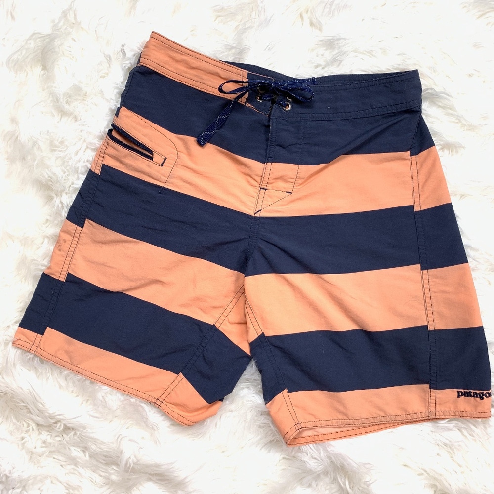 Patagonia Men's Salmon Navy Striped Board Short 28